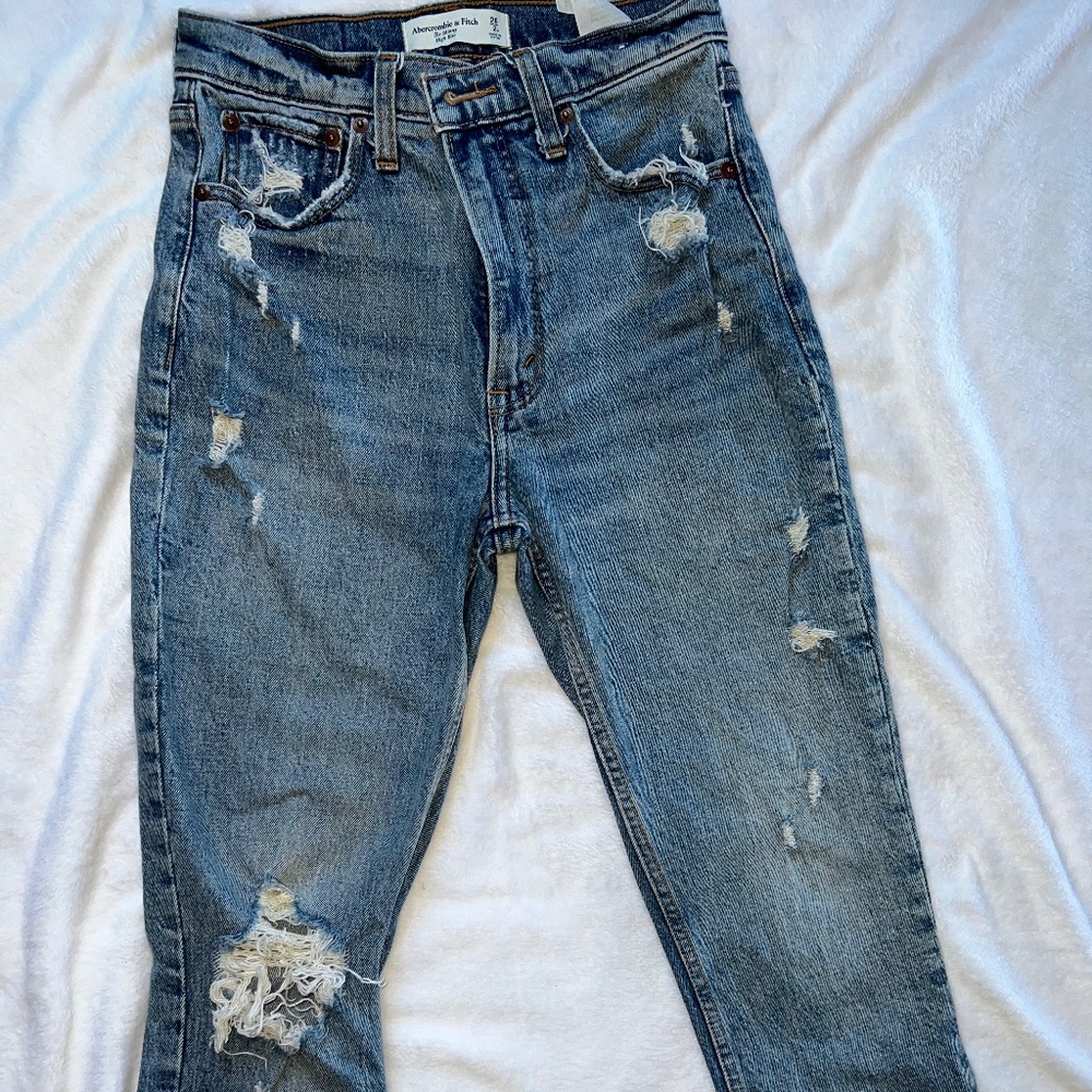 Abercrombie TheHigh Rise Skinny size 2